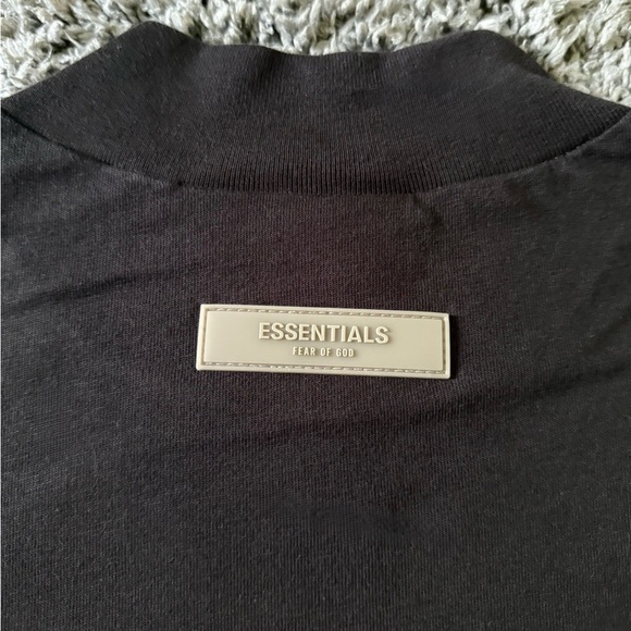 Fear of God Essentials - Mock Neck Long Sleeve 1977 ‘Iron’ - Picture 5 of 7